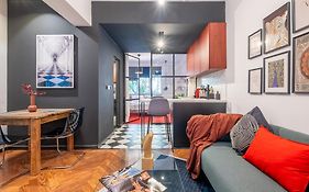 Central Art-Inspired Flat With Private Garage